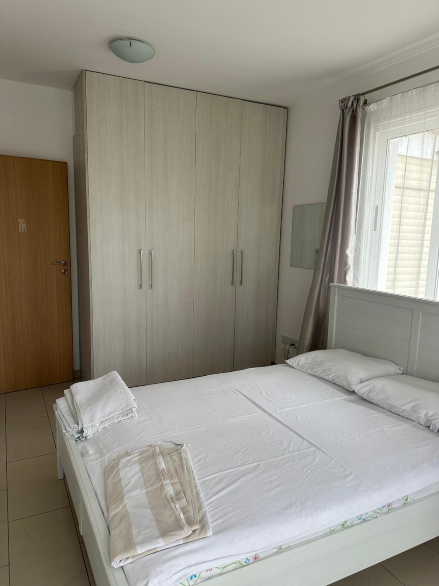 Villa Andy-350 M From The Beach 라르나카 외부 사진